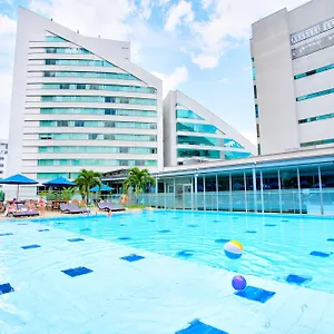 מלון San Fernando Plaza