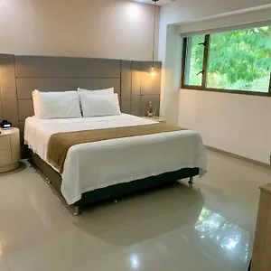 3* Hotel Zona A