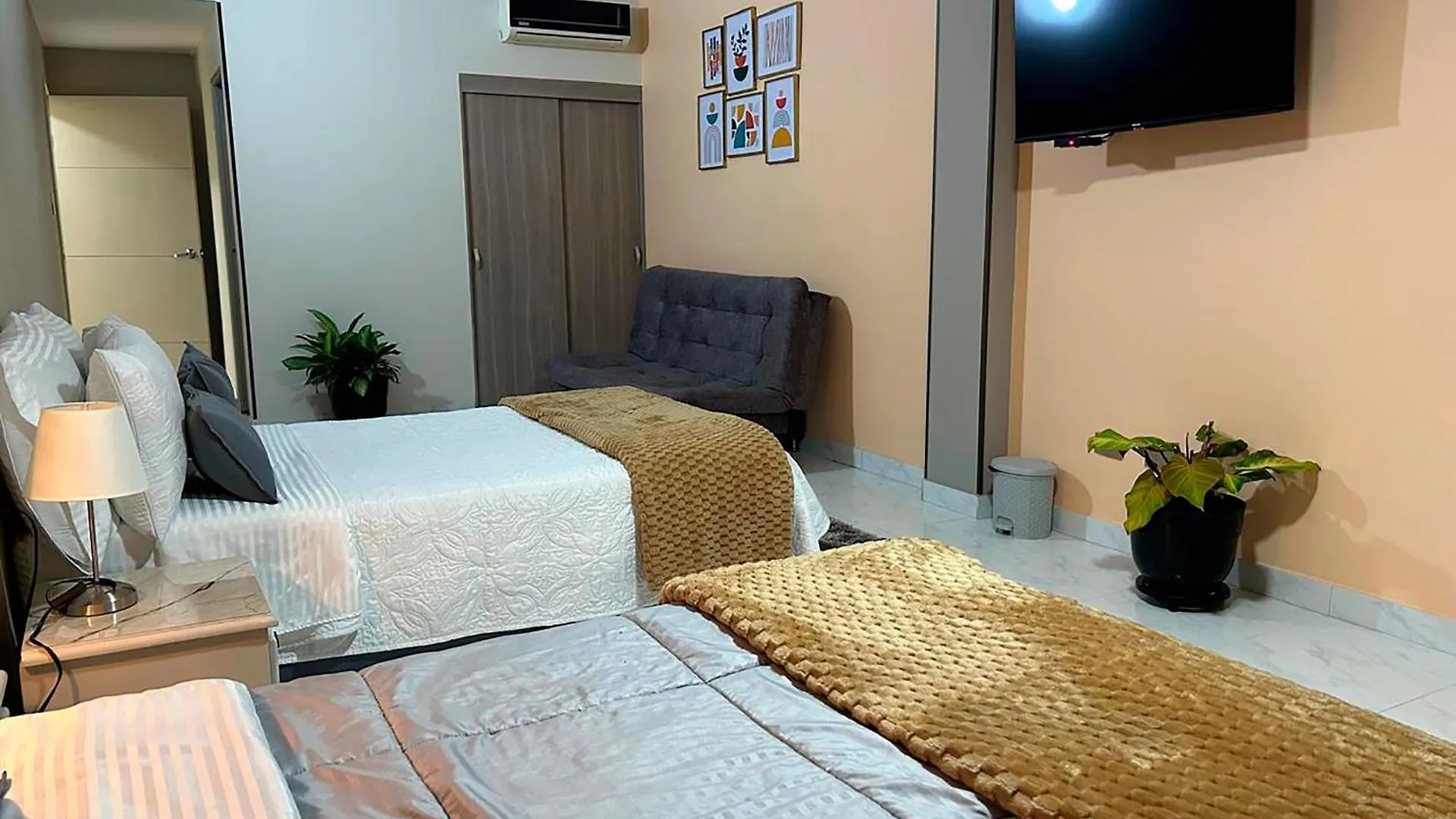 Provenza Medellin Hotel Boutique 4*,